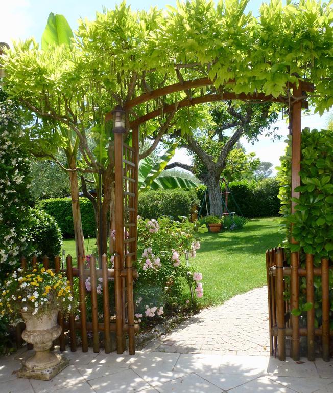 La Manzanera Hotell Roquefort-les-Pins Eksteriør bilde